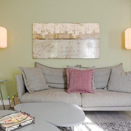 Private Furnished Apartment With All Comfort Has A Garden In A Green Space Meyreuil Exterior photo