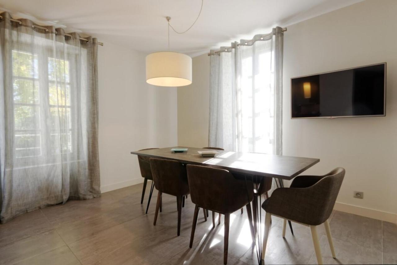 Private Furnished Apartment With All Comfort Has A Garden In A Green Space Meyreuil Exterior photo